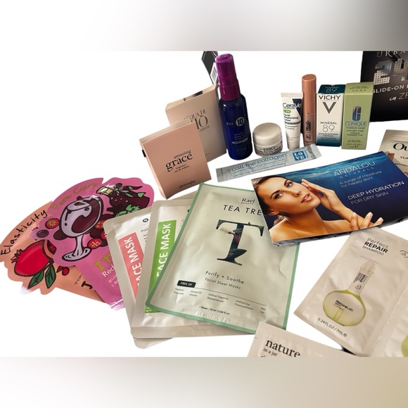 Ulta Beauty Makeup Snowflake Sweater Knit Bag w Sealed Items Extra Facial Masks - Picture 6 of 10